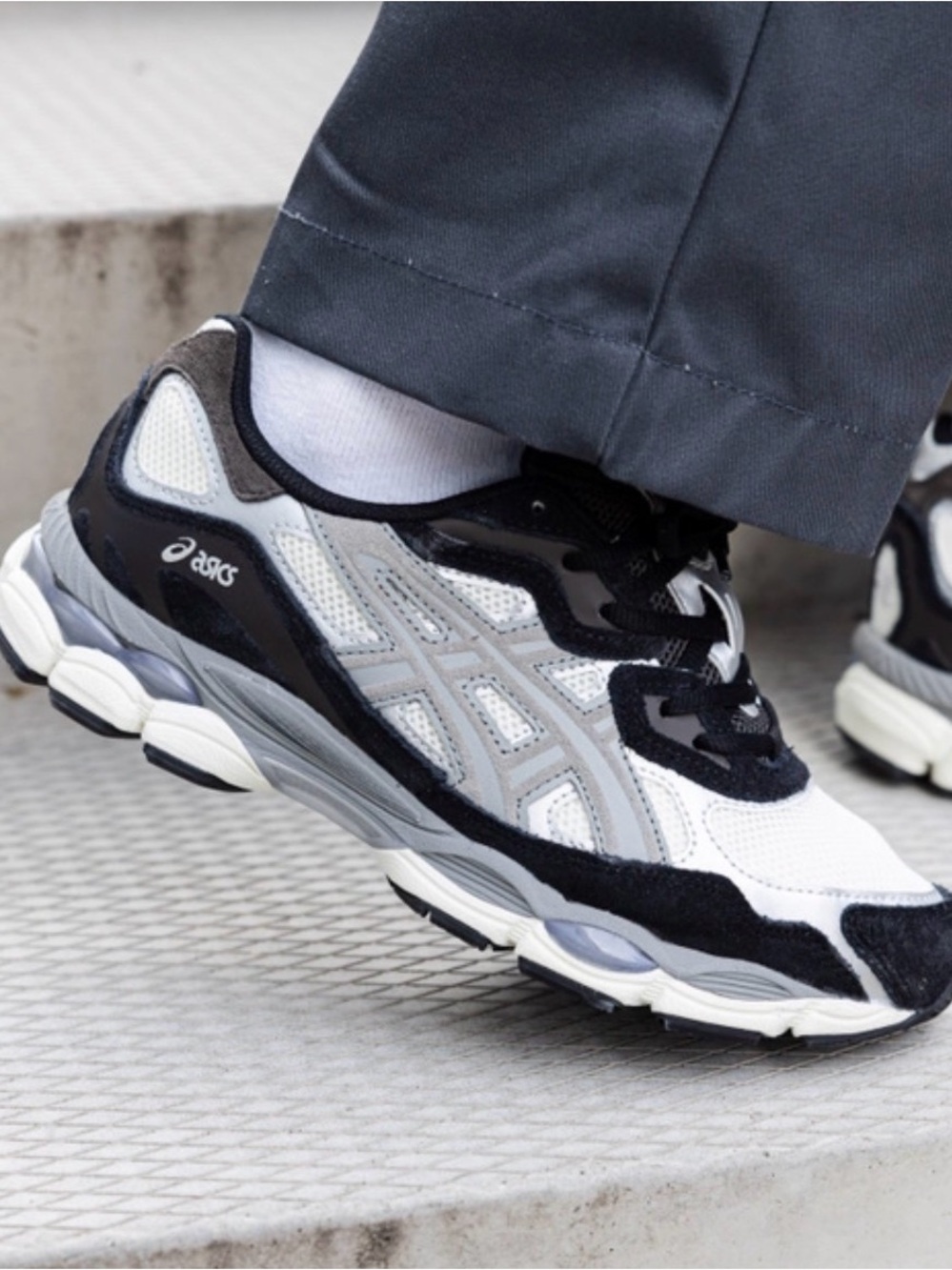 ASICS Gel-NYC Ivory/Clay Grey